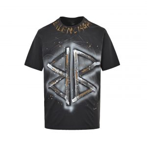 Hand-painted lettering washed T-shirt