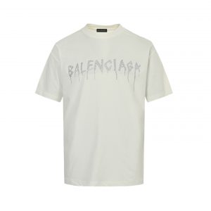 Dissolved letter rhinestone T-shirt