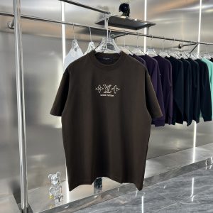 New Embroidered Personalized T-shirt - M, Brown