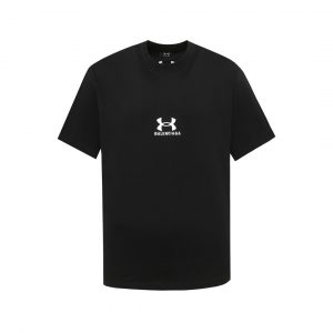 Black Letter Embroidered T-shirt - L