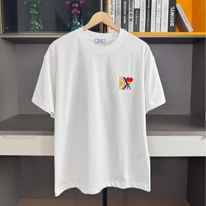 New Rainbow Heart Round Neck T-shirt - M, White