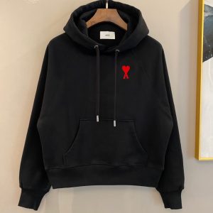 Heart Towel Embroidery Raglan Crewneck Sweatshirt - L, Black