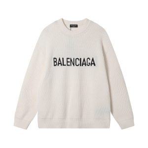 New Warm And Delicate Sweater - M, White