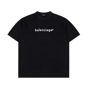 Small R Printed T-shirt - L