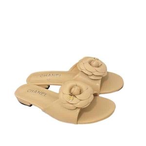 Chanel Camellia Slides Beige - 35 Eu 4 Us 23 Cm 9 In