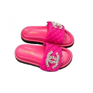 Chanel Cc Slippers Studded Pink - 37 Eu 6 Us 24 Cm 9 4 In