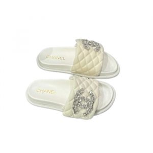 Chanel Cc Slippers Studded White - 37 Eu 6 Us 24 Cm 9 4 In