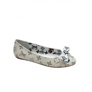 Gucci Women'S Rhyton Gucci Logo Leather Sneaker 528892 Drw00 9522 - 35 Eu 4 Us 23 Cm 9 In