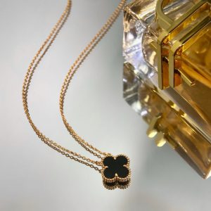 [Lucas Jewelry]CLOVER 15MM BLACK ONYX SINGLE FLOWER NECKLACE - 925 Sterling Silver - 18k Gold Plated, Rose Gold